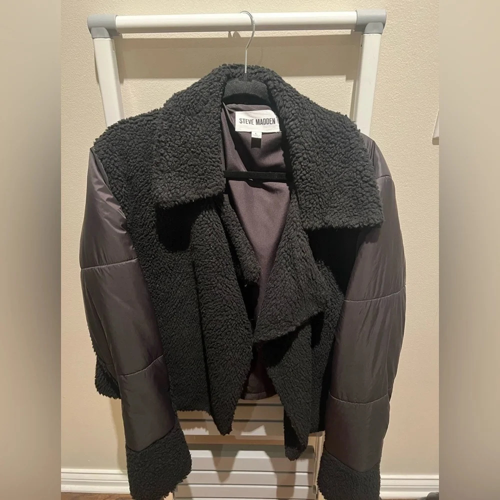 Steve Madden Faux Fur Black Puffer Jacket - Picture 4 of 7